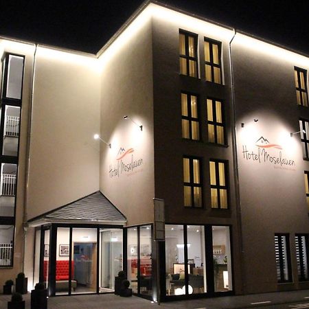 Hotel Moselauen 贝恩卡斯特尔-屈斯 外观 照片