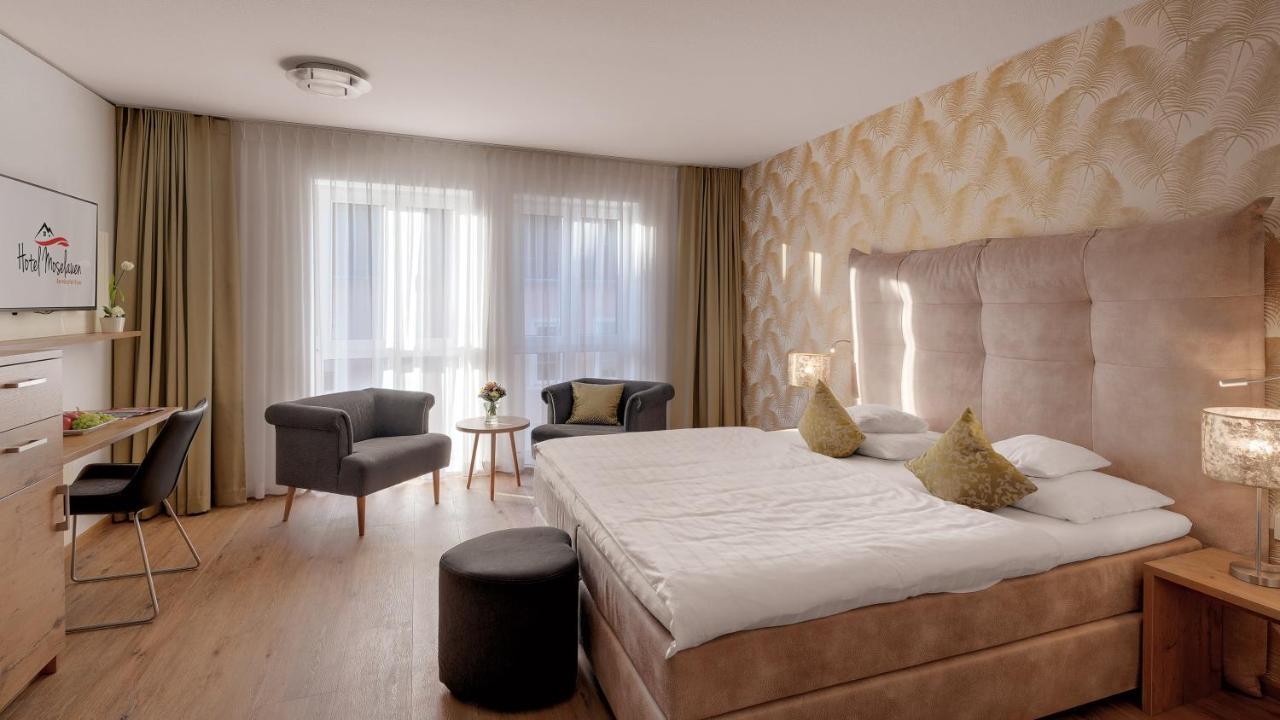 Hotel Moselauen 贝恩卡斯特尔-屈斯 外观 照片